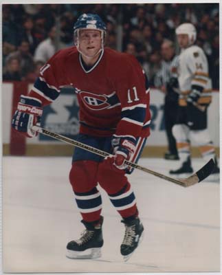 NHL Photo 8X10 Team Montreal Canadiens Saku Koivu #11 ROOKIE Year (Away) 1990s