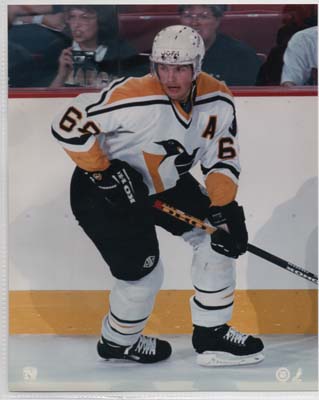 NHL Photo 8X10 Team Pittsburg Penguins Jaromir Jagr #68 (Home), 1990s