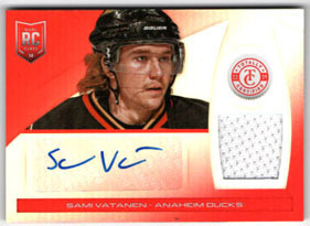 2013-14 Totally Certified Rookie AUTOGRAPH Jerseys Mirror Platinum RED 15/25 Sami Vatanen RC Ducks #TSSV