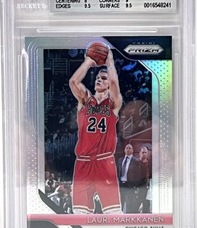 2018-19 Panini Prizms Silver BECKETT NM-MT+ 8.5 #110 Lauri Markkanen Chicago Bulls